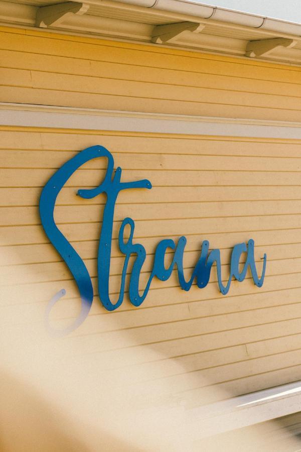 Hotel Strana Hälleviksstrand Buitenkant foto